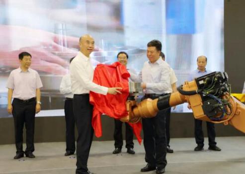 重磅！劉國(guó)中省長(zhǎng)出席揭幕儀式丨秦川集團(tuán)機(jī)器人減速器數(shù)字化項(xiàng)目投用